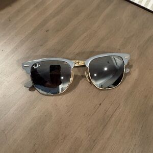 Women’s Ray-Ban Clubmaster Grey Sunglasses